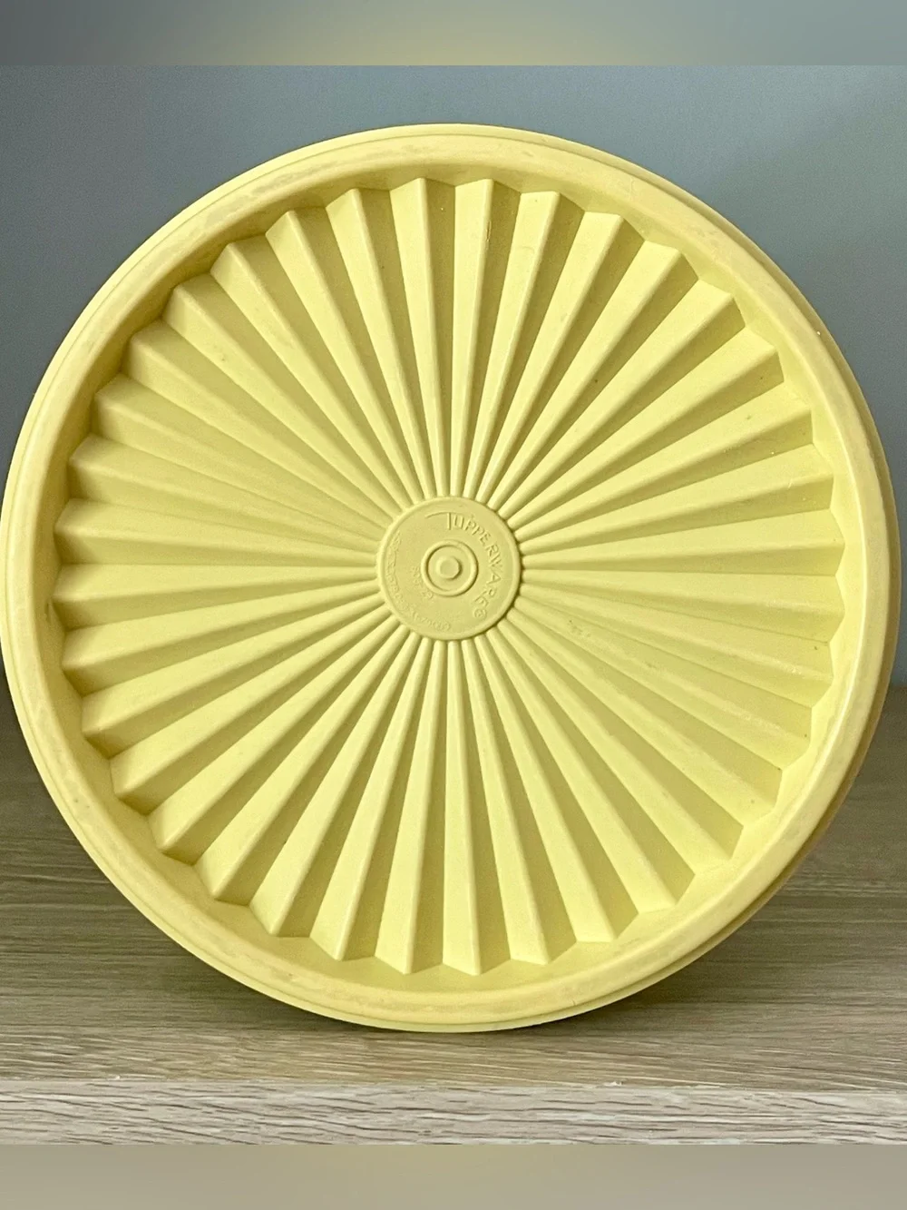 Vintage 1970s Tupperware Servalier Harvest Gold Canister Set of 3!